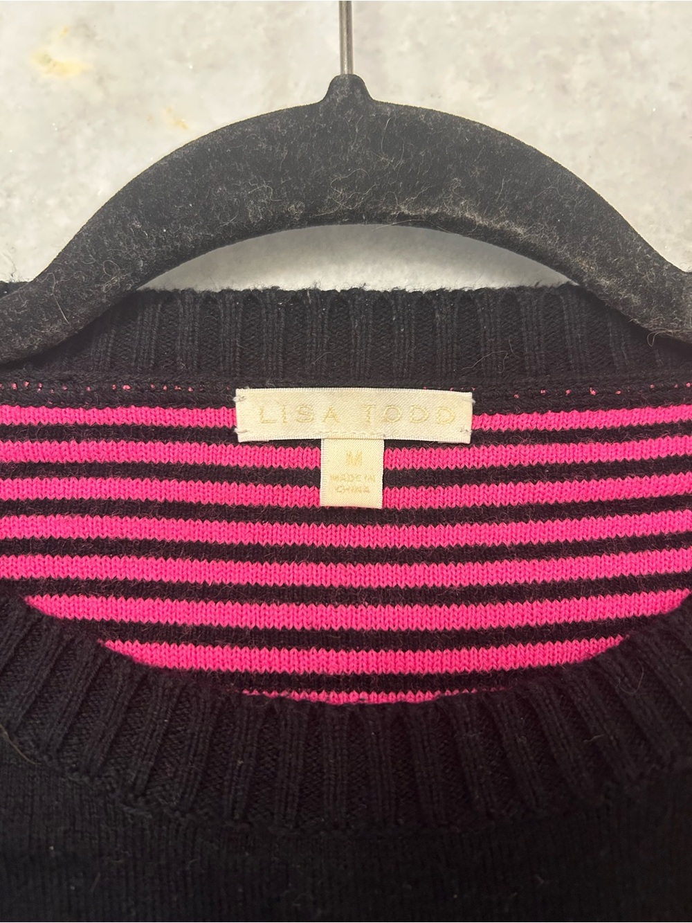 Lisa Todd Black Crewneck Sweater with Pink and Tan Arrow Motif - Picture 3 of 9